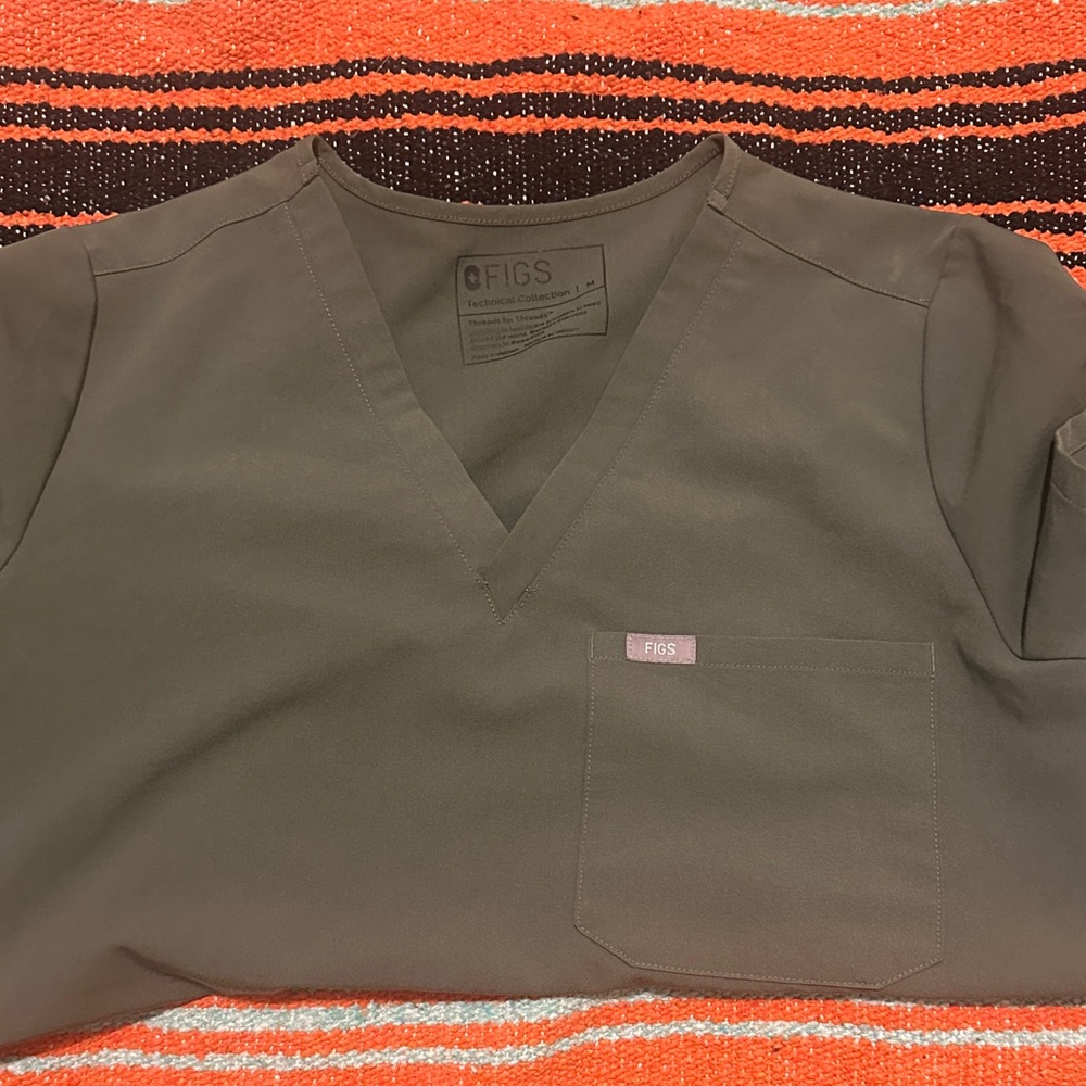 Figs Olive Green Scrub Top